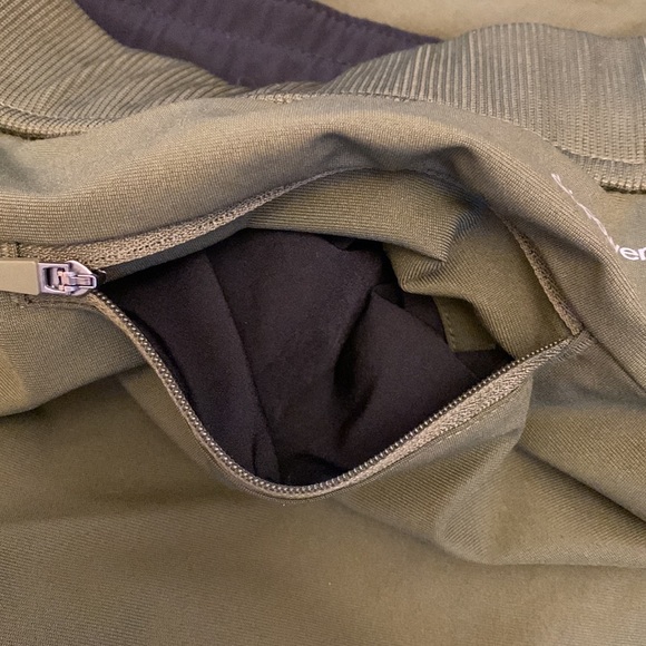 RUSSELL ATHLETIC green jogger pants.  L - Picture 5 of 8